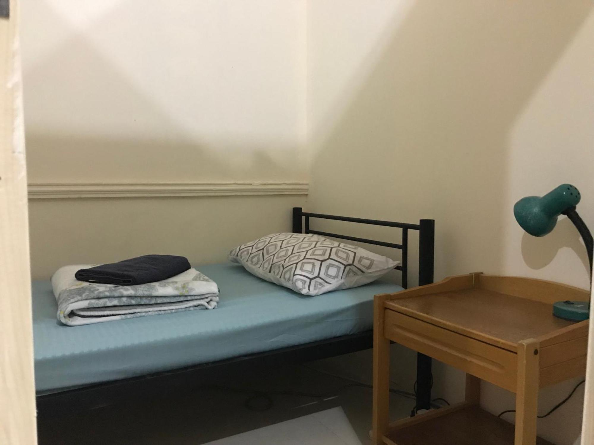 Backpacker'S Bed - No Parking Space Abu Dhabi Eksteriør bilde